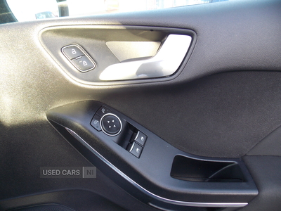 SM67SWZFordFiesta-12