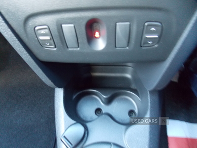 SY64VKHDaciaSandero-Stepway-18