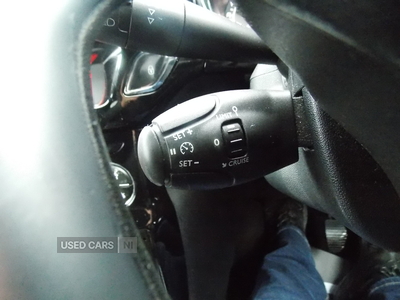 YFZ8391CitroenDS3-18