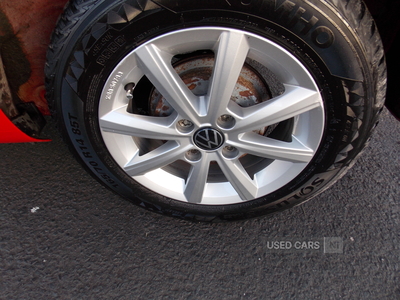 MT14FGJVolkswagenUp-11