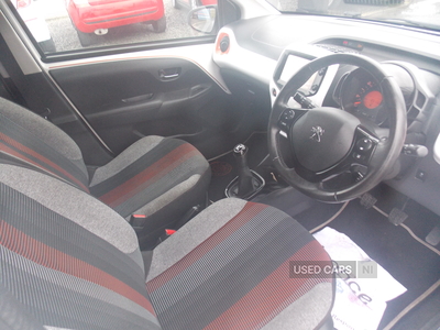 ASZ5935Peugeot108-15