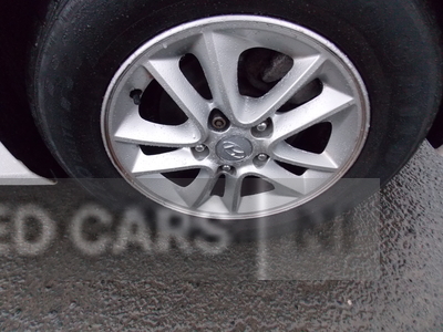 EF62WNLHyundaii30-11