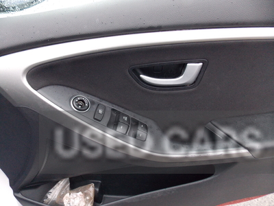 EF62WNLHyundaii30-15