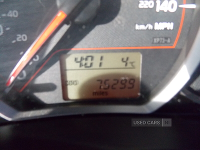 FD13PGEToyotaYaris-20