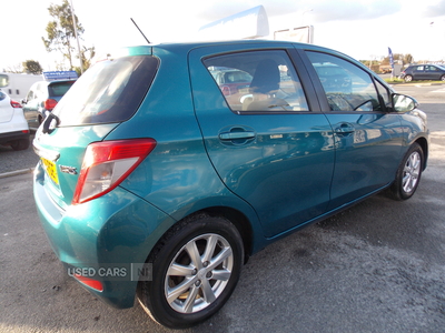 FD13PGEToyotaYaris-5