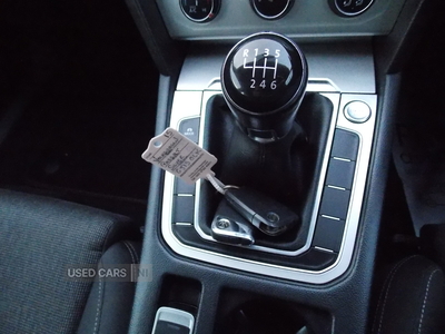 GJ15OLKVolkswagenPassat-20