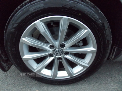 GJ15OLKVolkswagenPassat-8