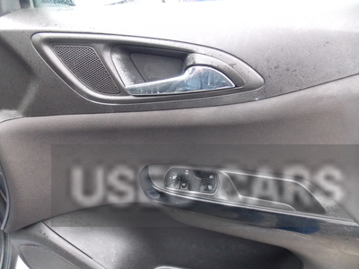 LT16HAEVauxhallCorsa-16