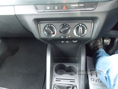 NG64VWAVolkswagenPolo-19