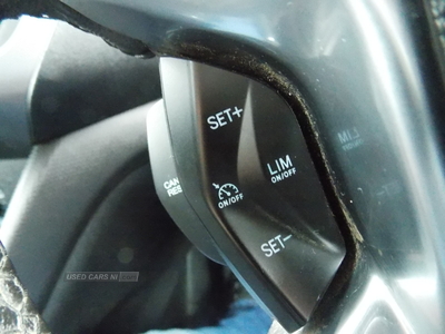 BT18UJNFordTransit-Connect-18