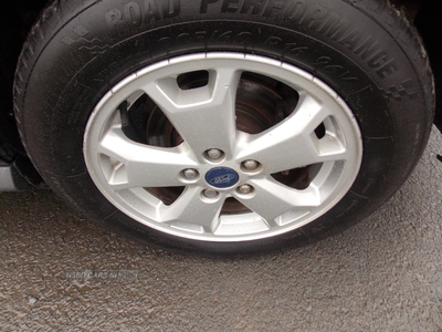 BT18UJNFordTransit-Connect-8