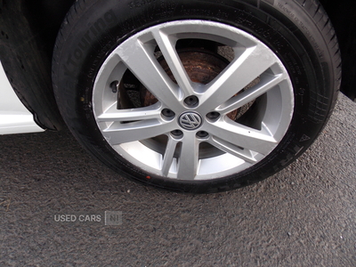 GM17VTWVolkswagenPolo-11