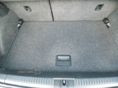 GM17VTWVolkswagenPolo-12