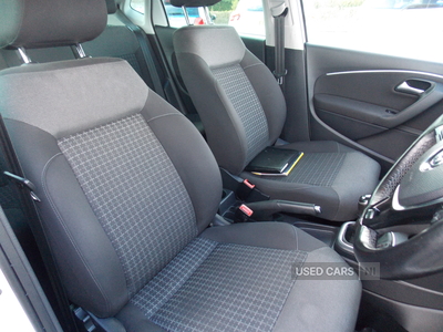 GM17VTWVolkswagenPolo-16