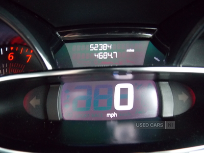 SB18TGXRenaultClio-22