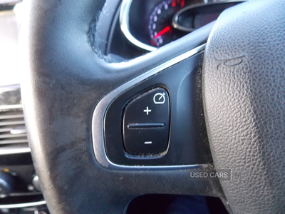 SB67HKDRenaultClio-23