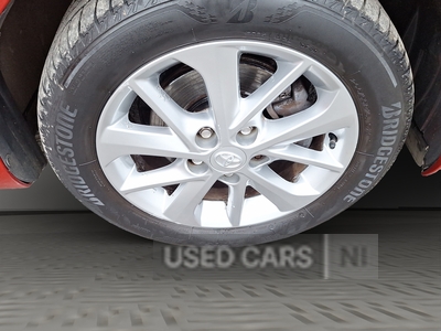 SC63KCKToyotaAuris-14