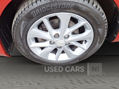 SC63KCKToyotaAuris-15