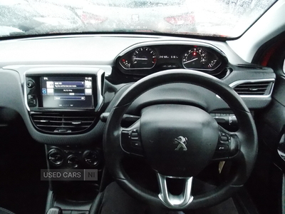 SE15ABNPeugeot208-15