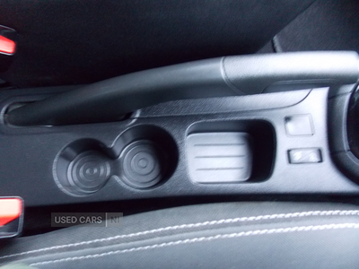 SG17GAWRenaultClio-21