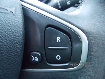 SG17GAWRenaultClio-23