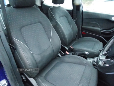 SG67EUNFordFiesta-15