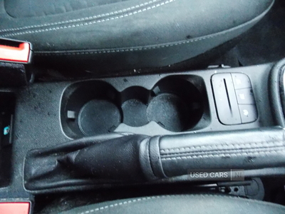 SG67EUNFordFiesta-20