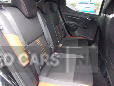 SJ18KVWNissanMicra-15