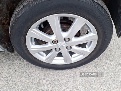 SK12PZXToyotaYaris-15