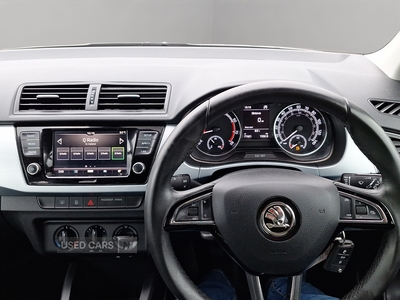 YM19OLWSkodaFabia-10