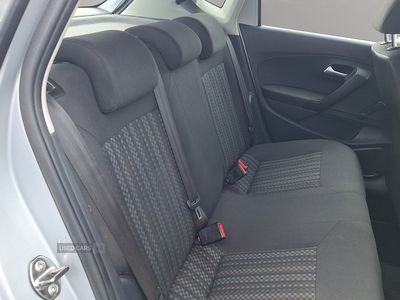 GL64OZJVolkswagenPolo-13