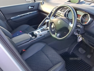 KM65FZRPeugeot3008-14