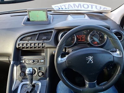 KM65FZRPeugeot3008-16