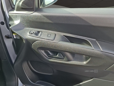 LG20FVSCitroenBerlingo-15
