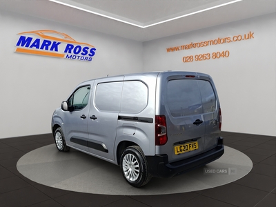 LG20FVSCitroenBerlingo-4