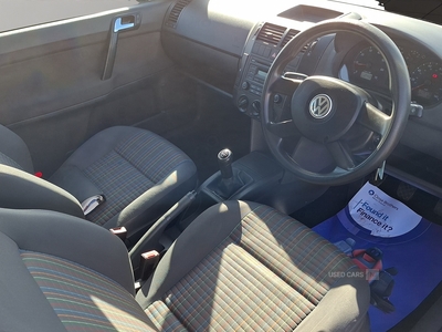 LJZ5348VolkswagenPolo-14