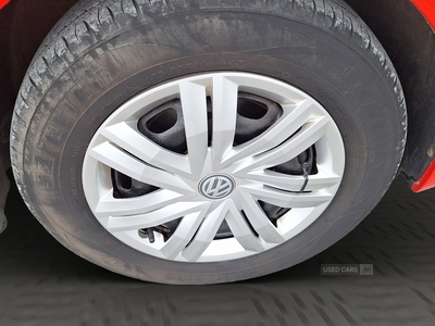 LY66BZLVolkswagenPolo-9