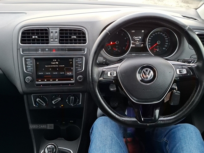 MT64KWFVolkswagenPolo-17