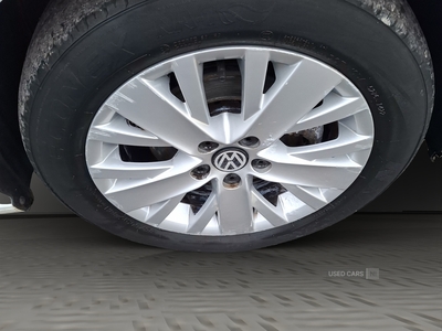 MT64KWFVolkswagenPolo-9