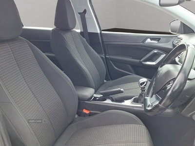 MW68HZYPeugeot308-15