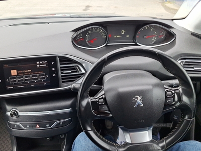 MW68HZYPeugeot308-17