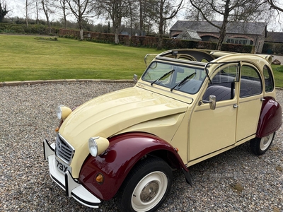 ORX73XCitroen2CV-1