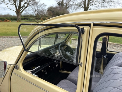 ORX73XCitroen2CV-17