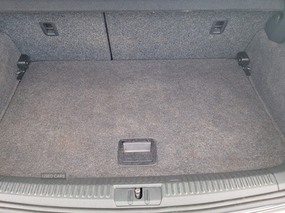 PF66HRAVolkswagenPolo-12