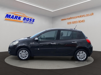 PNZ1271RenaultClio-3