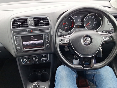 SA16AYOVolkswagenPolo-16