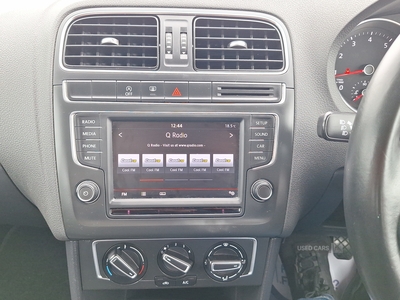 SA16AYOVolkswagenPolo-17