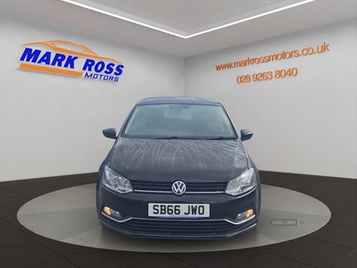 SB66JWOVolkswagenPolo-1