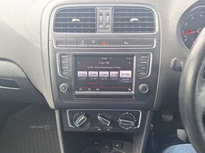 SB66JWOVolkswagenPolo-18
