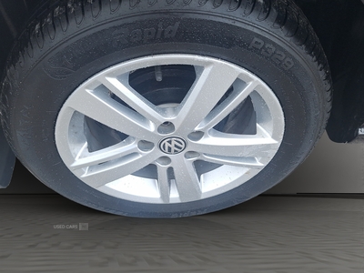 SB66JWOVolkswagenPolo-8